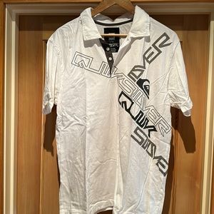 Quicksilver Men’s Large White Collared Short-Sleeve Shirt